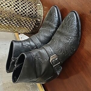 Zara boots size 41